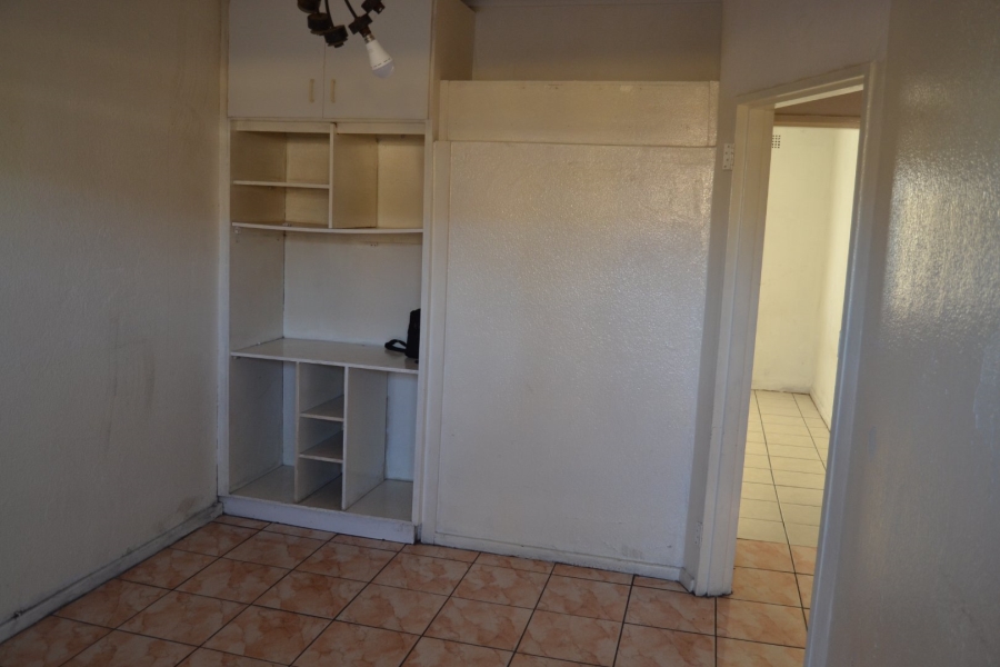 2 Bedroom Property for Sale in Oakdene Western Cape